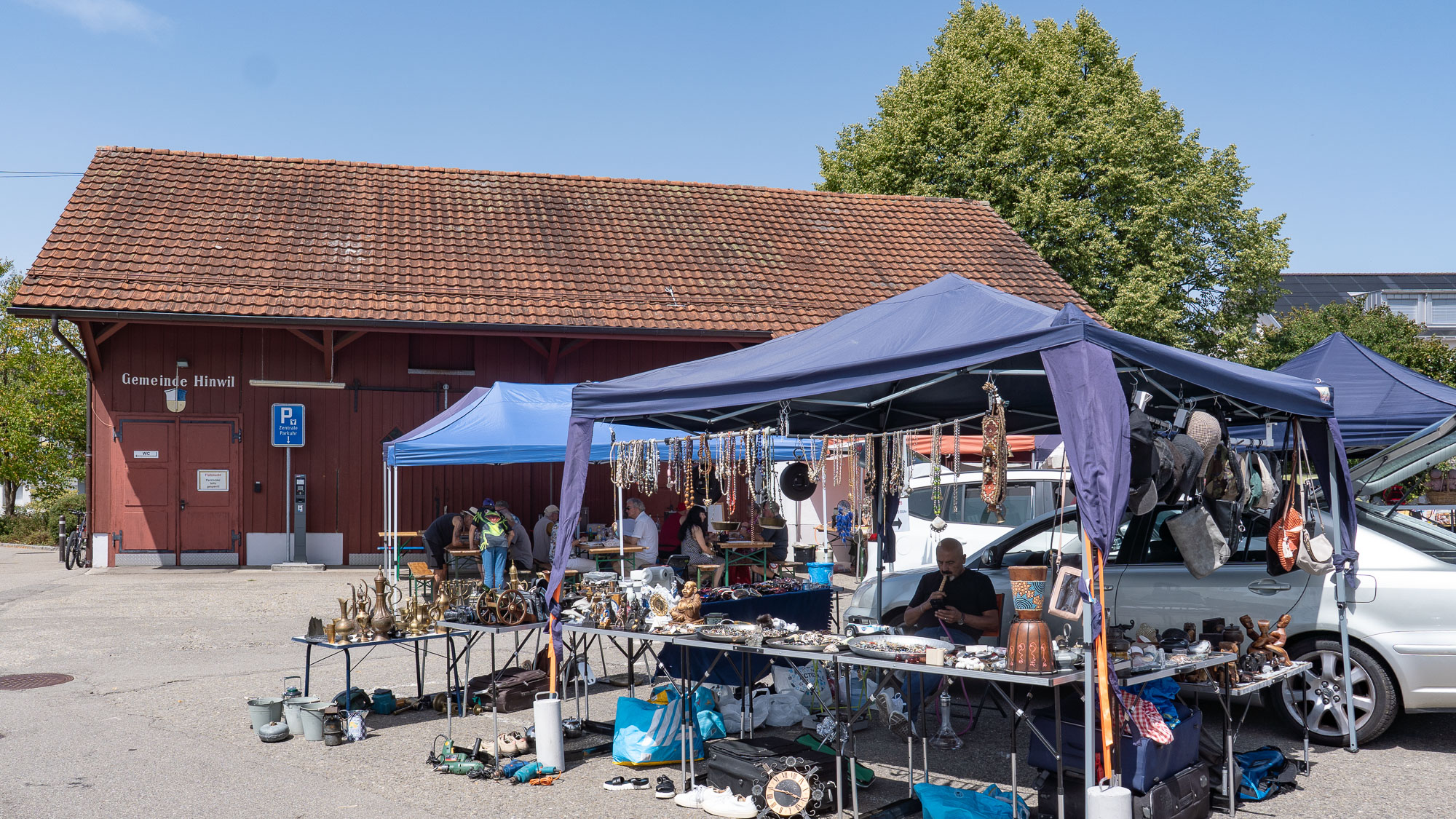 Flohmarkt Gemeindeplatz Hinwil