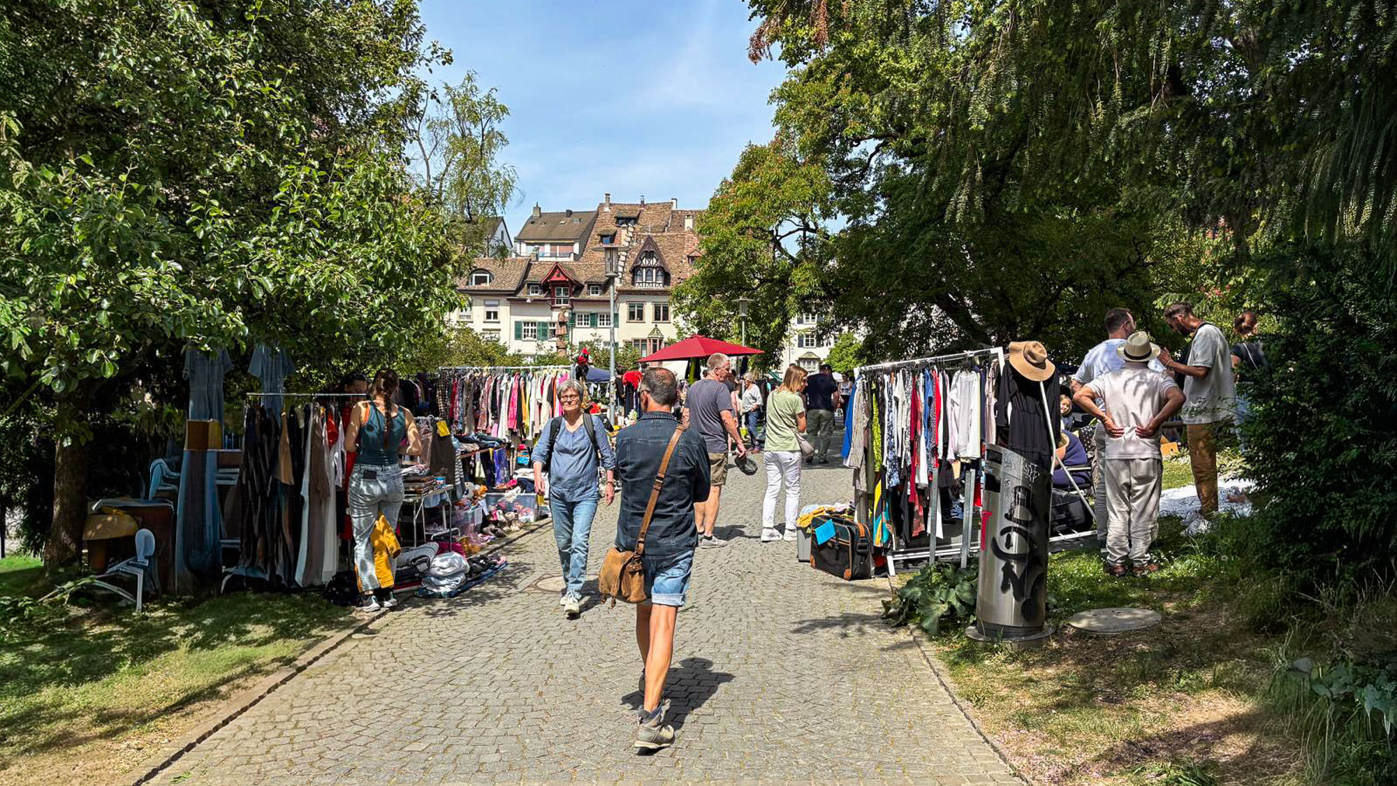 Flohmarkt im Mosergarten