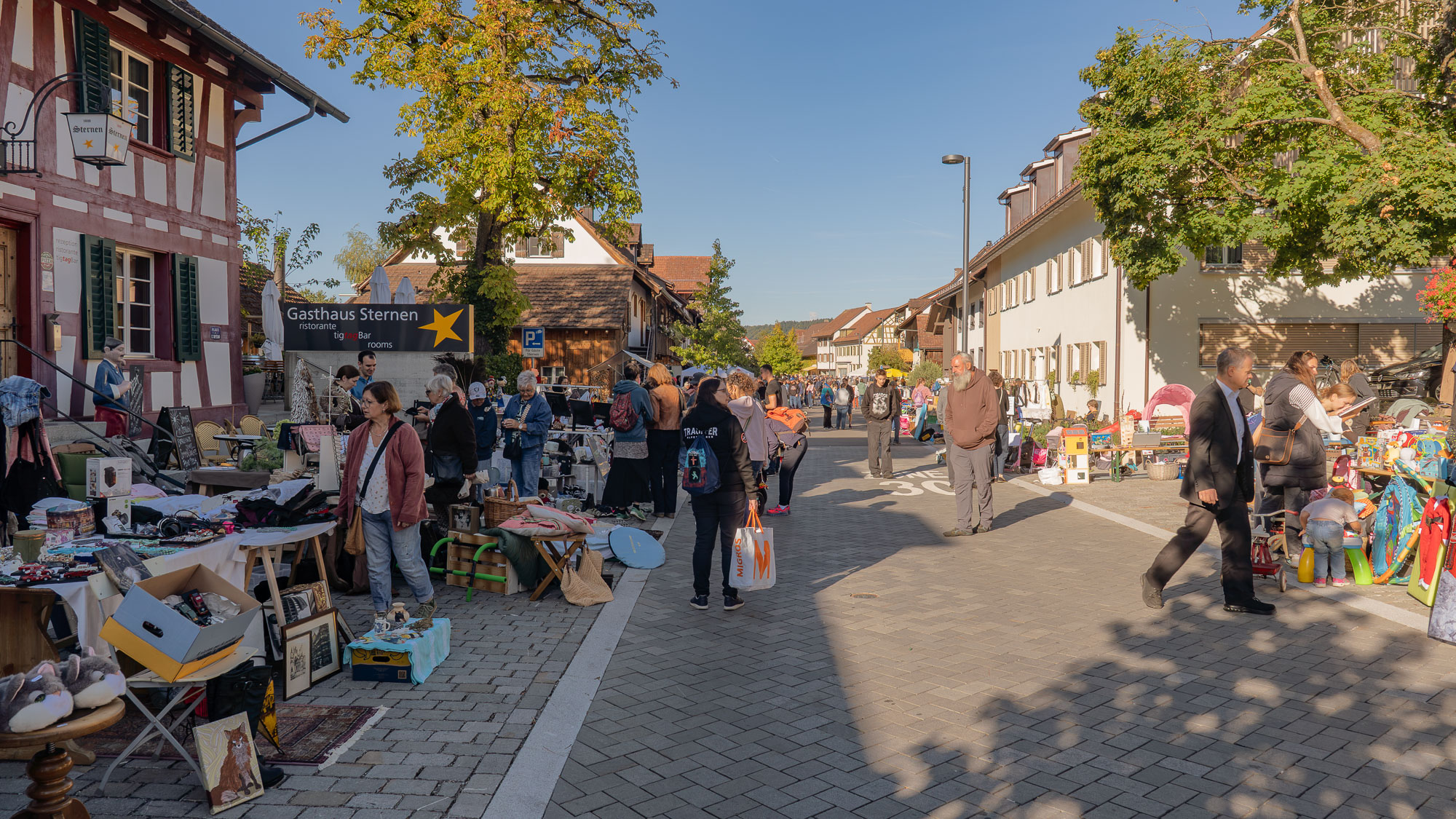 Strassenflohmarkt Rafz