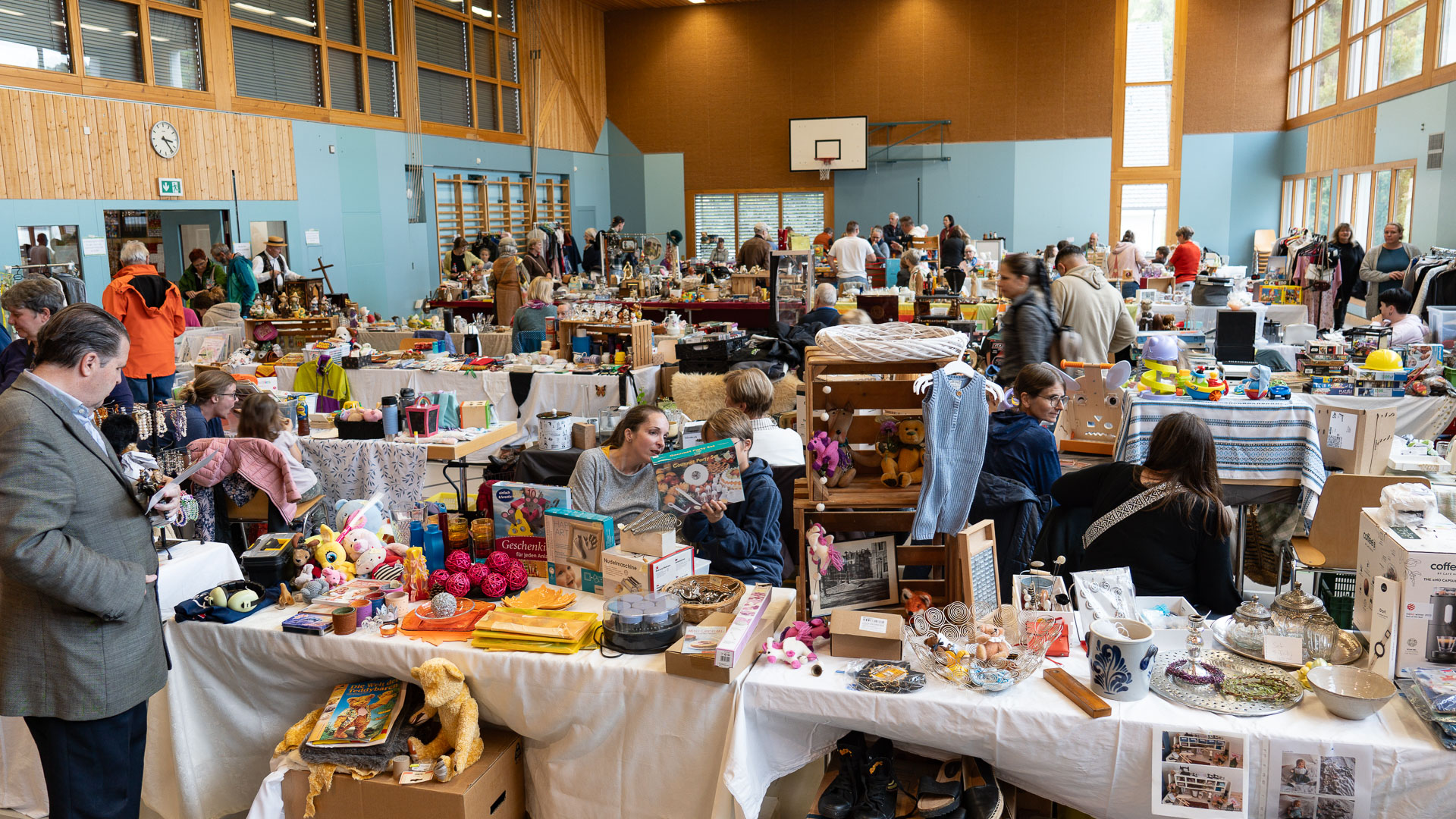 Hallenflohmarkt Hölstein